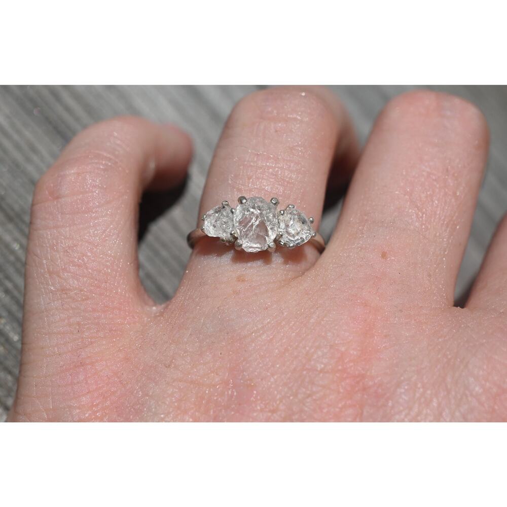 alternative raw diamond engagement rings, raw crystal size 4 5 6 7 8 8 9 10 11